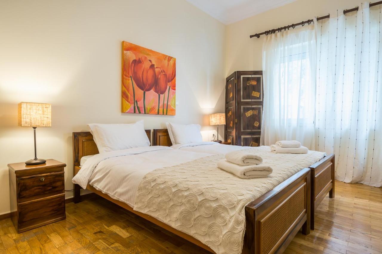 Bed and Breakfast Family House Next To Acropolis Ateny Zewnętrze zdjęcie